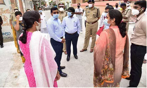 Guntur: Restrictions on movement of people in containment zones imposed