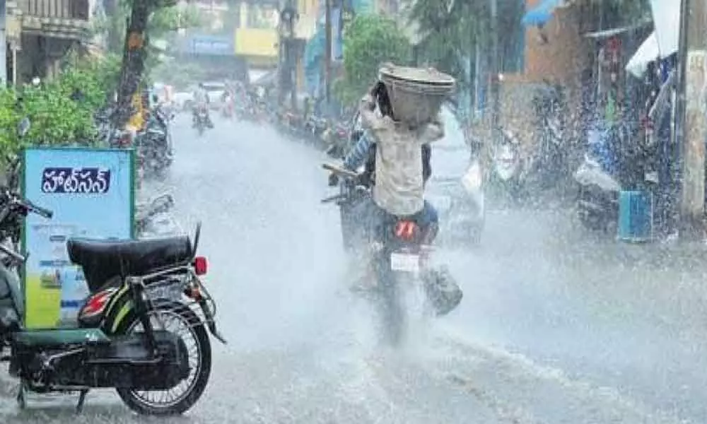 Weather Report: Heavy rains likely in coastal Andhra Pradesh in next two days