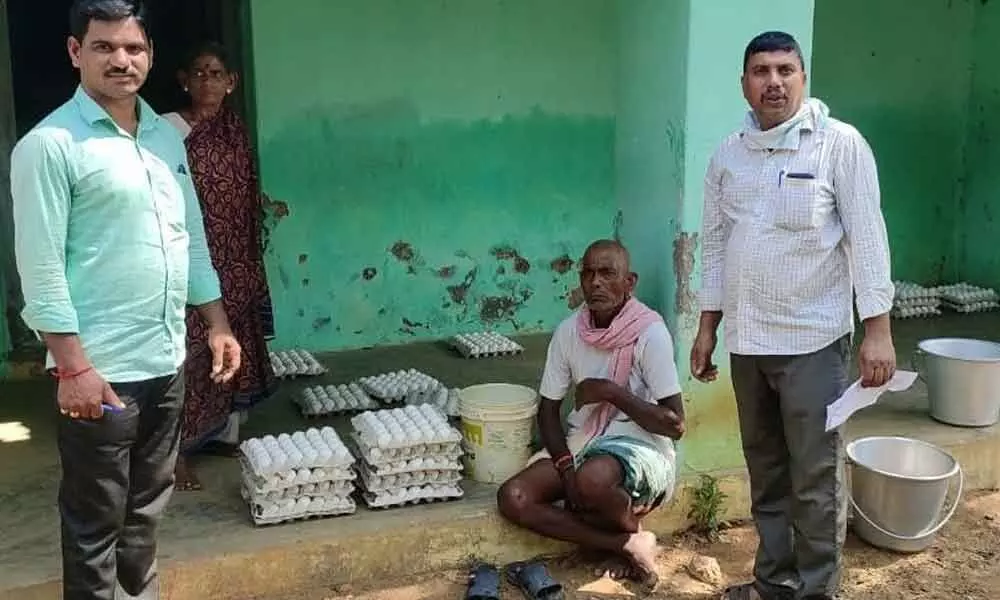 Srikakulam: Midday meal items supply during lockdown hits roadblock