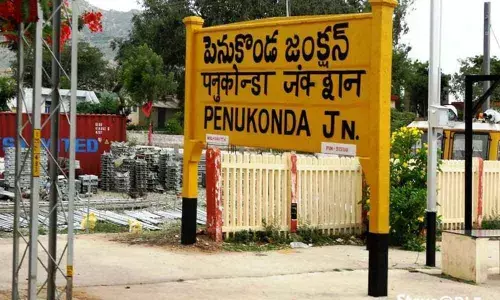 West Godavari officials seal Penugonda in battle to curb coronavirus spread