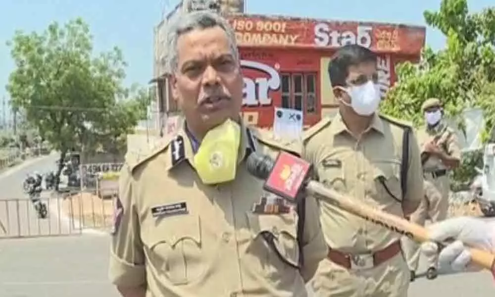 Coronavirus in Vijayawada: CP Dwaraka Tirumala Rao visits red zone areas, urges people to be vigilant