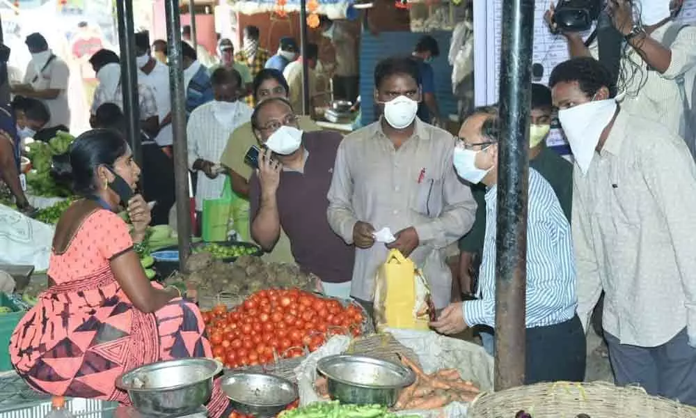 Vizianagaram: Street vendors struggle to make ends meet