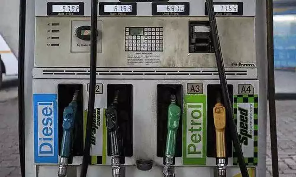 Petrol, diesel prices today unchanged at Hyderabad, Delhi, Chennai and Mumbai - 12 April 2020