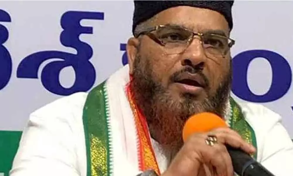 Congress condemns CM KCR for neglecting Haj Pilgrims farewell