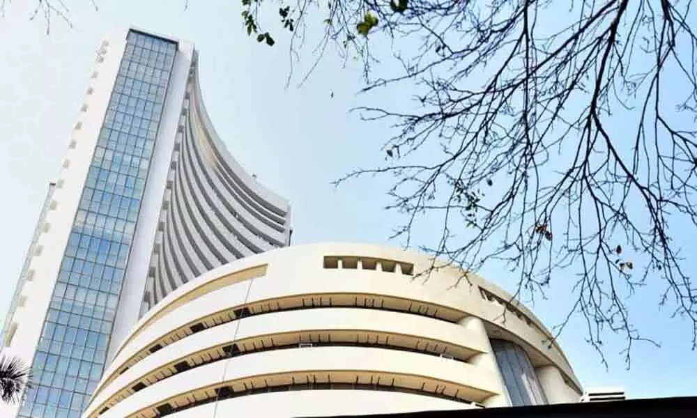 Sensex slides 470 points; Nifty gives up 9000