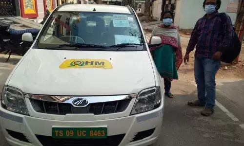 Hyderabad: Cops win accolades for offering free ride to needy