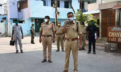 Kurnool: High alert sounded in red zone areas