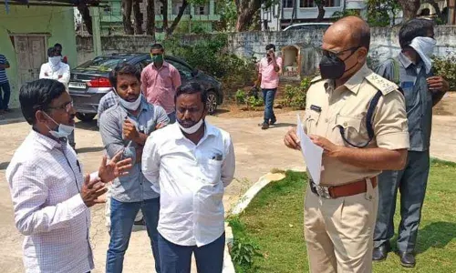 Khammam: SC, ST Atrocity case against 7 officials in Madhira liquor party case