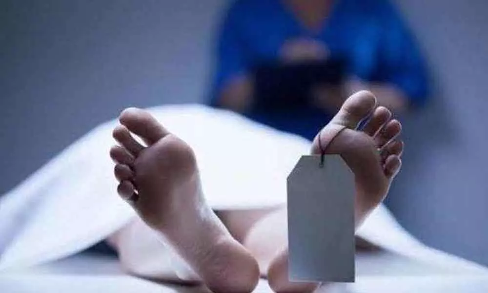 Man kills wife, commits suicide over disputes in West Godavari district