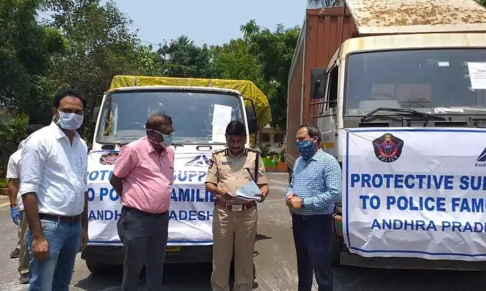 Andhra Pradesh: ITC supplies 11,000 litres of B-Natural juice to Visakhapatnam cops
