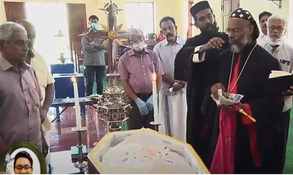 Indian parents in UAE watch sons funeral in Kerala on FB