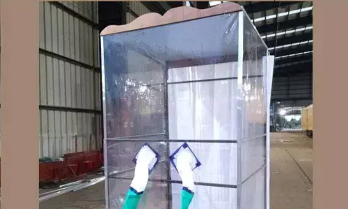 Railways makes contactless cubicles