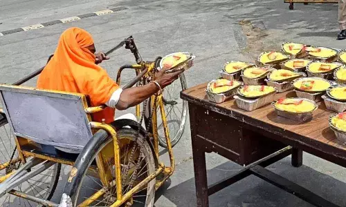 Indian Railways crosses two million mark in distribution of free meals during lockdown