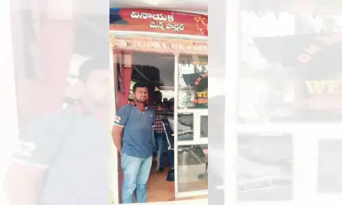Adilabad: Barbers living on razors edge