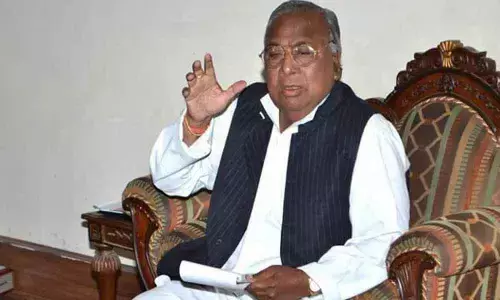 Hyderabad: Distribution of masks with KCR photo not correct says V Hanumantha Rao