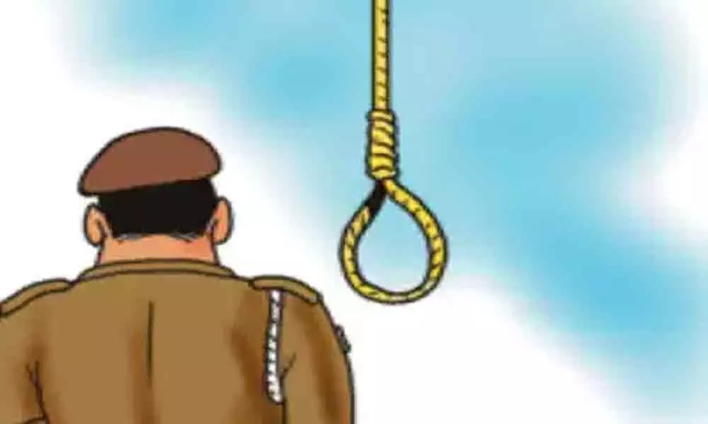 Financial trouble drives constable to end life in Mahabubabad