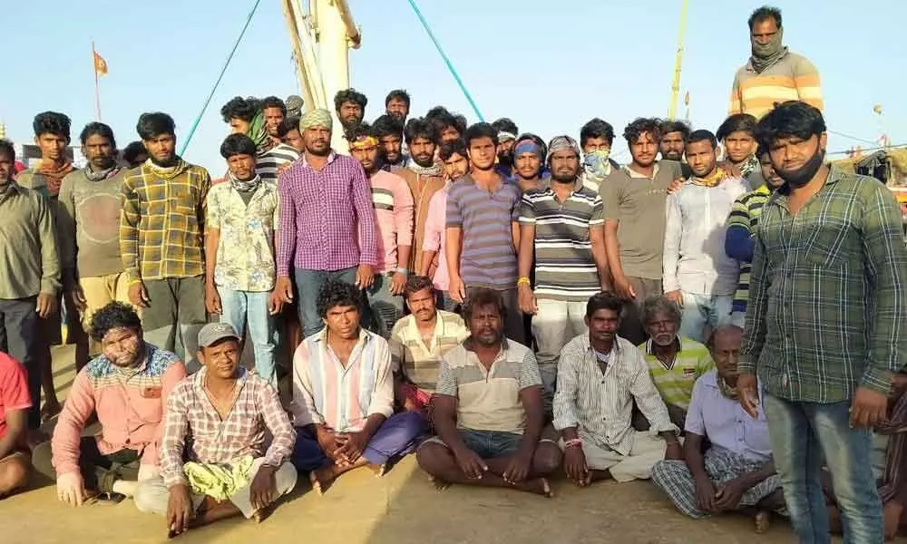 COVID BLUES: 4 thousand fishermen stranded in Gujarat