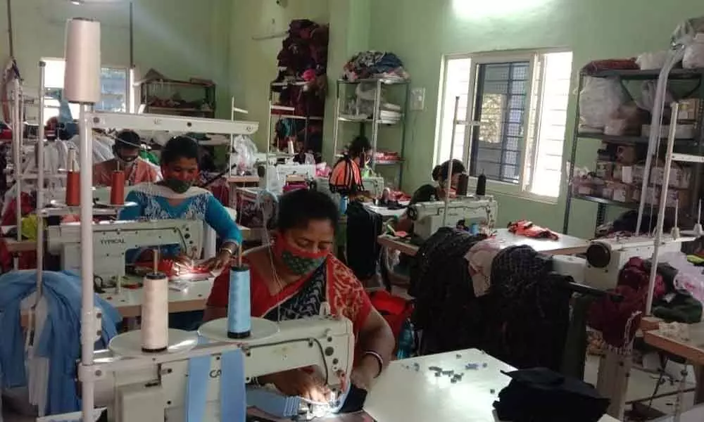 Visakhapatnam: Designer masks come to aid during pandemic