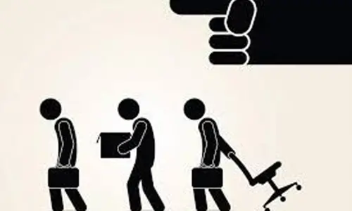 Hyderabad: IT companies begin to lay off staff to stay afloat