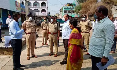 Suryapet: Cooperate with officials to curtail Covid-19