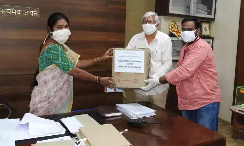 Deccan Tobacco Group pays advance tax to Guntur Municipal Corporation