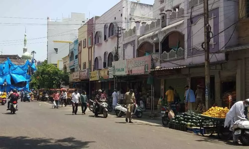 Hyderabad city sees no hustle-bustle of Ramzan