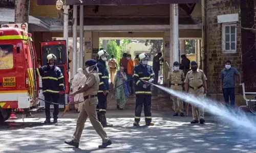 Coronavirus: Two policemen die in Mumbai, first such cases