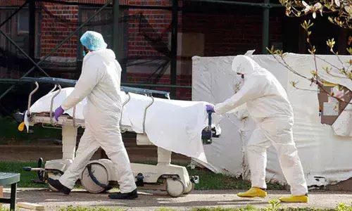 Global deaths surpass 2,00,000 mark