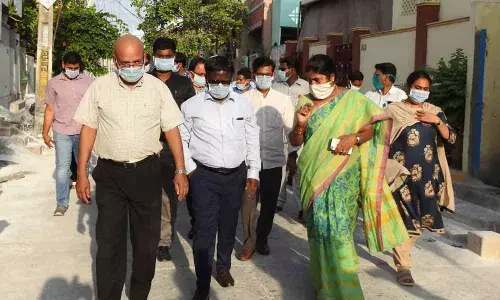 Guntur: Restrict movement of people in Red Zone areas