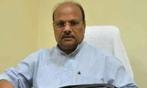 Amaravati: Yanamala lambasts YSRCP leaders for violating lockdown norms