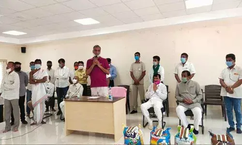 Minister Harish Rao distribute essentials to poor Brahmins in Gajwel