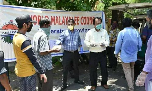 World Malayalee Council distributes food packets in Hyderabad