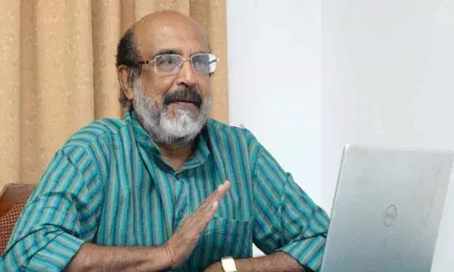 Kerala government to issue ordinance for cutting salary of its staff for Covid-19 battle