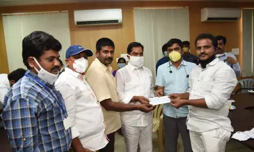 Chittoor: Ministers, leaders give lockdown norms a go by