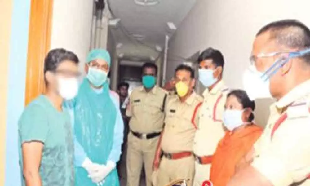 Anantapur police set a record in tracing the Coronavirus contacts in the district
