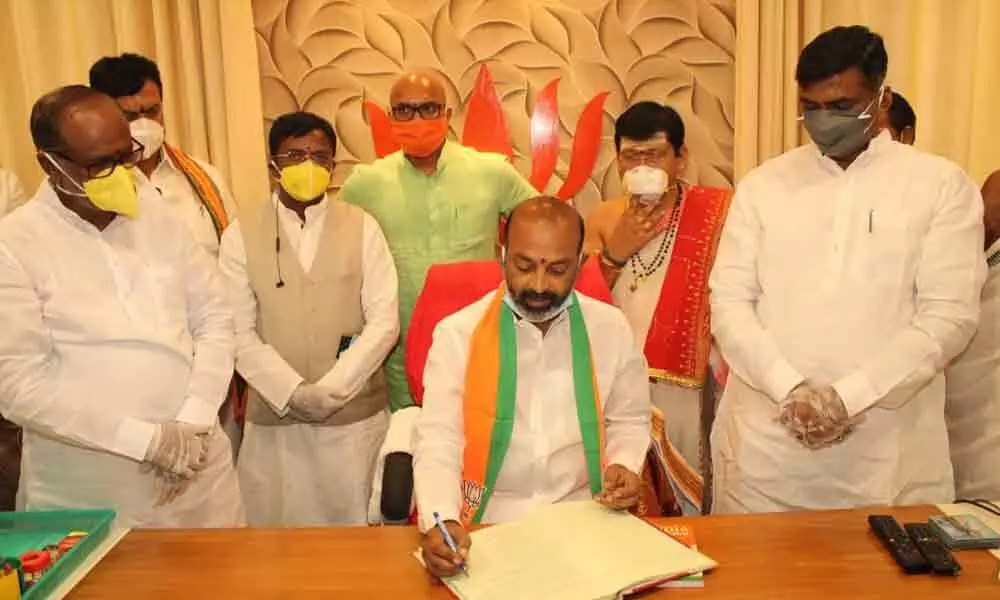 Bandi Sanjay takes charge as Telangana BJP chief, Pawan Kalyan extends wishes