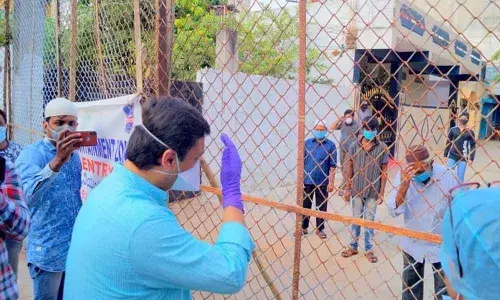 Hyderabad: MIM MLA Akbaruddin Owaisi visits Red Zones; provides ration kits to residents