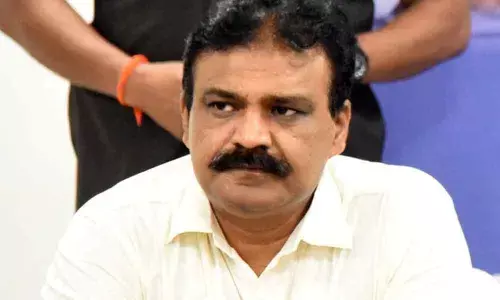 Vijayawada: Elderly urged to take precautions in lockdown