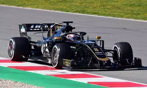 Fans barred from Hungarian Grand Prix - organisers