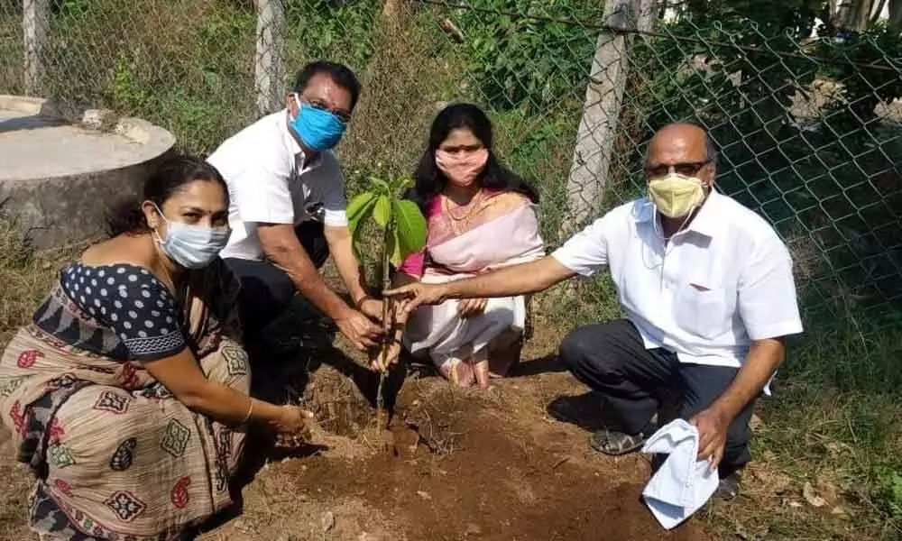 Vizianagaram: Dr PVG Rajus 96th birth anniversary celebrated