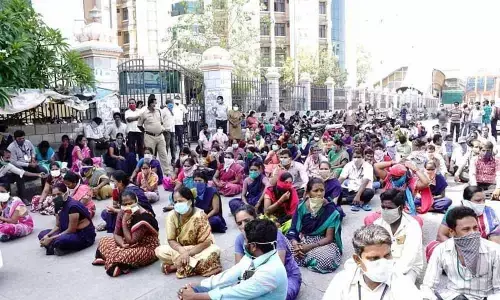 Trade unions demand reinstatement of 1,400 contract workers in TTD