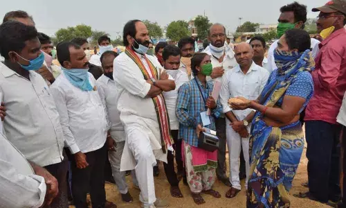 Hyderabad: Government lacks in proper procurement of agriculture produce, says Uttam