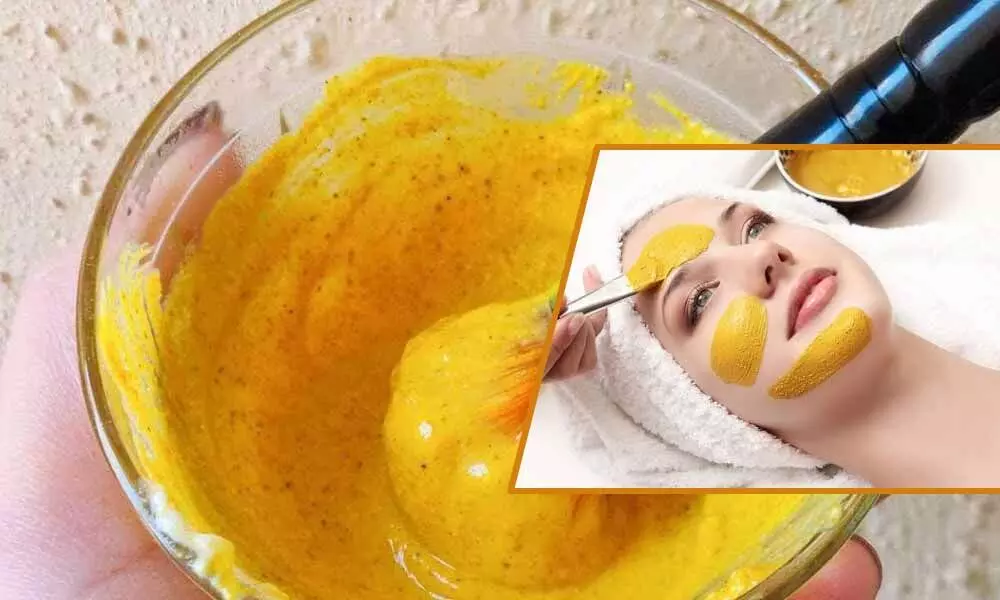 3 DIY Turmeric Packs To Treat The Common Skin Problems