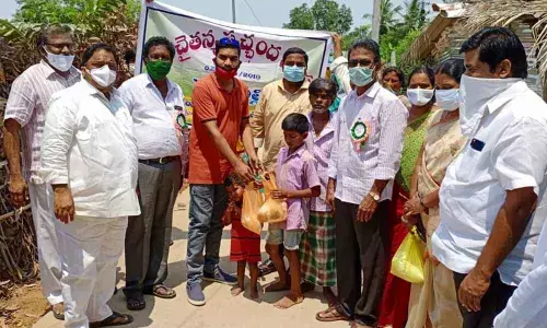 Khammam: MLA Sandra hails services of Nava Chaitanya organisation