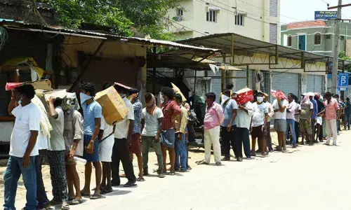Andhra Pradesh liquor shops see huge rush despite price hike