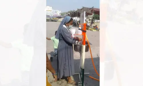 Manthani: Mobile hand wash machine for villages