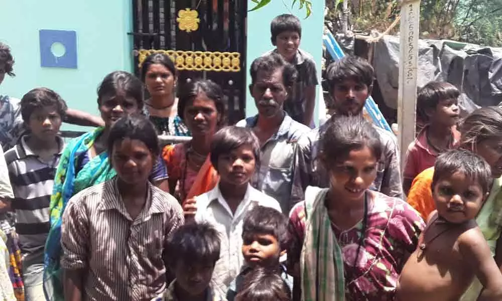 Anantapur: Sugalis seek social security benefits