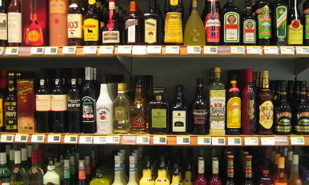 Andhra Pradesh hikes another 50 percent on liquor prices