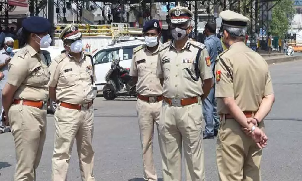 Delhi Cops Begin Probe Into Bois Locker Room Online Chats