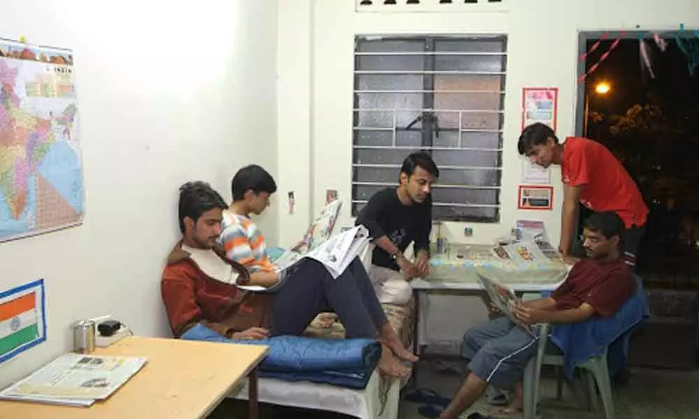 Hyderabad: Hostellers struggle to survive on poor food